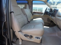 Used 2005 Ford Super Duty F-250 Crew Cab 4WD at Victory Auto Store near Stuart, FL