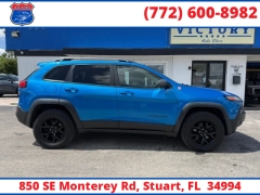 Used 2018  Jeep Cherokee Trailhawk 4x4 at Victory Auto Store near Stuart&comma; FL