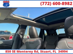 Used 2018  Jeep Cherokee 4d SUV 4WD Trailhawk V6 at Victory Auto Store near Stuart&comma; FL