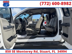 Used 2017  Ford Super Duty F-250 SRW 4WD SuperCab Box at Victory Auto Store near Stuart&comma; FL