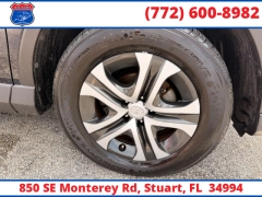 Used 2018  Toyota RAV4 LE FWD &lpar;Natl&rpar; at Victory Auto Store near Stuart&comma; FL