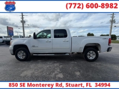 Used 2009  GMC Sierra 2500HD 4WD Crew Cab 153" SLT at Victory Auto Store near Stuart&comma; FL
