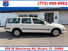 Used 2001  Volvo V70 2&period;4 5dr Wgn at Victory Auto Store near Stuart&comma; FL