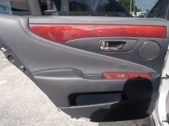 Used 2007 Lexus LS 460 4dr Sdn at Victory Auto Store near Stuart, FL