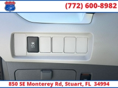 Used 2019  Toyota Sienna 4d Wagon FWD LE 7-Pass Auto Access Seat at Victory Auto Store near Stuart&comma; FL