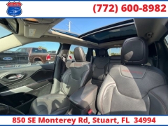Used 2018  Jeep Cherokee 4d SUV 4WD Trailhawk V6 at Victory Auto Store near Stuart&comma; FL