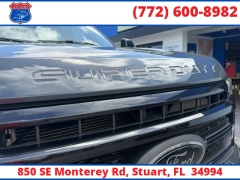 Used 2021  Ford Super Duty F-250 4WD LARIAT Crew Cab SRW 6&period;75' Box at Victory Auto Store near Stuart&comma; FL