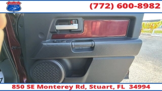 Used 2007  Toyota FJ Cruiser 4d SUV 4WD Auto at Victory Auto Store near Stuart&comma; FL