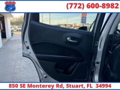 Used 2019  Jeep Compass 4d SUV 4WD Trailhawk at Victory Auto Store near Stuart&comma; FL