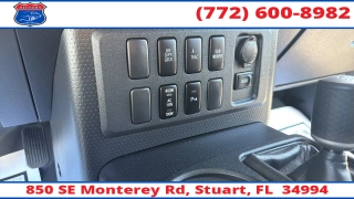 Used 2007  Toyota FJ Cruiser 4d SUV 4WD Auto at Victory Auto Store near Stuart&comma; FL
