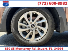 Used 2016  Hyundai Tucson FWD 4dr SE w&sol;Beige Int at Victory Auto Store near Stuart&comma; FL
