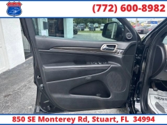 Used 2017  Jeep Grand Cherokee 4d SUV 2WD Overland at Victory Auto Store near Stuart, FL
