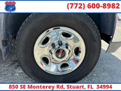 Used 2001  GMC Sierra 2500HD Crew Cab 153" WB SL at Victory Auto Store near Stuart&comma; FL