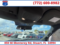 Used 2017  Ford Super Duty F-250 SRW 4WD SuperCab Box at Victory Auto Store near Stuart&comma; FL