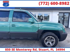 Used 2003  Chevrolet Avalanche 1500 SUV RWD at Victory Auto Store near Stuart, FL