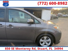 Used 2016  Toyota Sienna 5dr Van LE FWD &lpar;Natl&rpar; at Victory Auto Store near Stuart&comma; FL