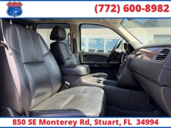 Used 2007  Chevrolet Suburban 2WD 4dr 1500 LT at Victory Auto Store near Stuart&comma; FL