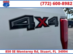 Used 2017  Ford Super Duty F-250 SRW 4WD SuperCab Box at Victory Auto Store near Stuart&comma; FL
