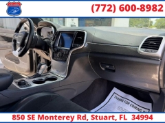 Used 2016  Jeep Grand Cherokee 4d SUV 4WD SRT at Victory Auto Store near Stuart&comma; FL