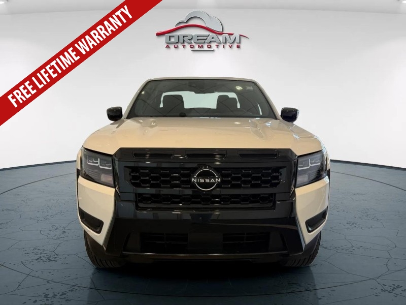 2026 Nissan Frontier SV photo 2