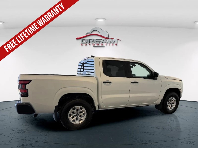 2026 Nissan Frontier Crew Cab S photo 3