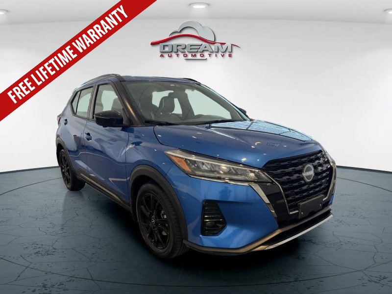 2024 Nissan Kicks SR's photo