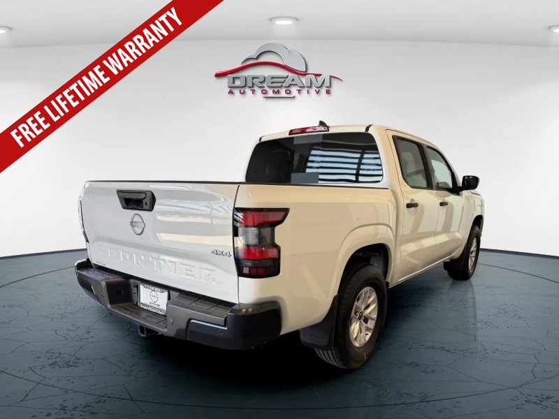 2026 Nissan Frontier Crew Cab S photo 2