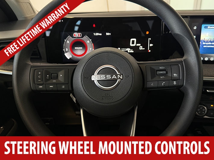 2026 Nissan Kicks S photo 3