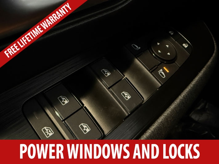 2026 Nissan Kicks SV photo 2