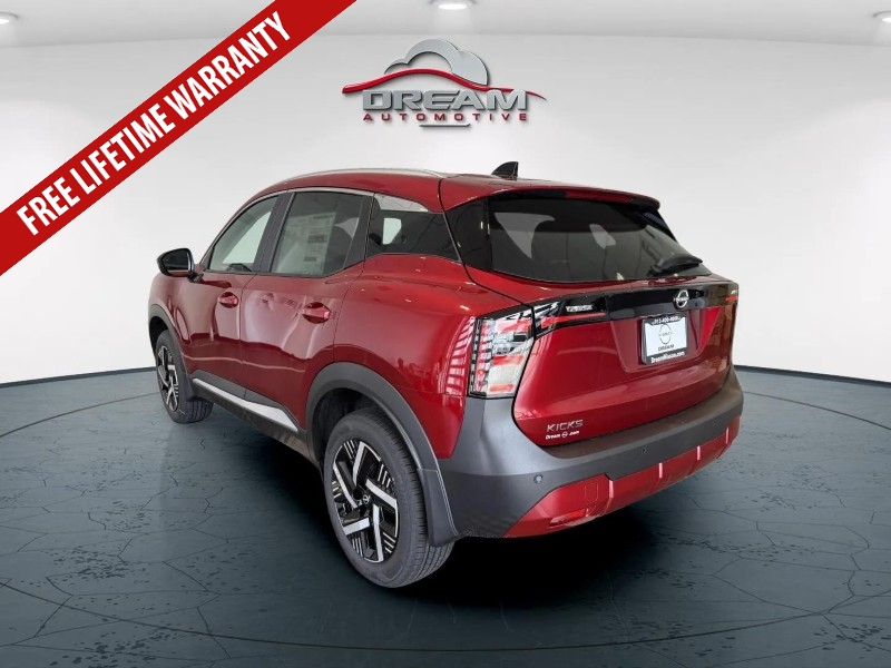 2026 Nissan Kicks SV photo 3