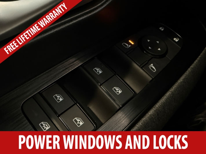 2026 Nissan Kicks SV photo 3