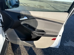 Used 2014  Ford Focus 4d Sedan SE at Headlight Motor Group near Lewiston&comma; ME