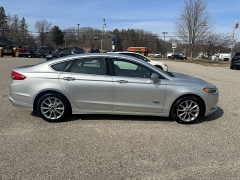 Used 2017  Ford Fusion Energi 4d Sedan SE Luxury at Headlight Motor Group near Lewiston&comma; ME