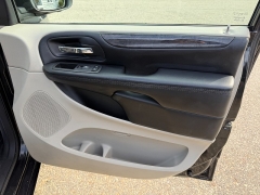 Used 2019  Dodge Grand Caravan 4d Wagon SE at Headlight Motor Group near Lewiston&comma; ME