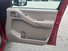 Used 2014 Nissan Frontier 4WD Crew Cab SV Auto at Headlight Motor Group near Lewiston, ME