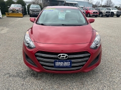 Used 2017  Hyundai Elantra GT 4d Hatchback 6spd at Headlight Motor Group near Lewiston&comma; ME