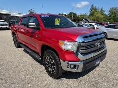 Used 2014  Toyota Tundra 4WD CrewMax SR5 5&period;7L at Headlight Motor Group near Lewiston&comma; ME