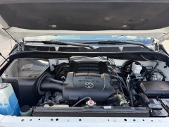 Used 2019  Toyota Tundra 4WD CrewMax 1794 5&period;7L at Headlight Motor Group near Lewiston&comma; ME