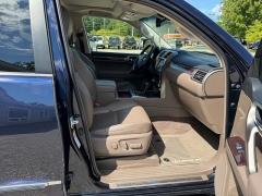Used 2017  Lexus GX GX 460 4WD at Headlight Motor Group near Lewiston&comma; ME