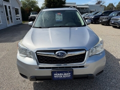 Used 2016  Subaru Forester 4d SUV i Premium CVT at Headlight Motor Group near Lewiston&comma; ME
