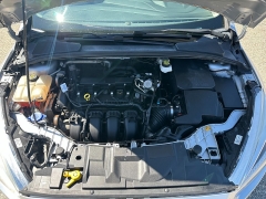 Used 2018  Ford Focus 4d Hatchback SE at Headlight Motor Group near Lewiston&comma; ME