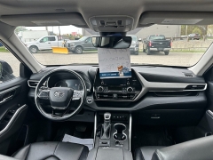 Used 2021 Toyota Highlander XLE AWD at Headlight Motor Group near Lewiston, ME