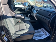 Used 2014  Toyota Tundra 4WD CrewMax SR5 5&period;7L at Headlight Motor Group near Lewiston&comma; ME