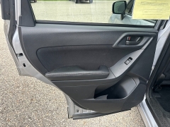 Used 2016  Subaru Forester 4d SUV i Premium CVT at Headlight Motor Group near Lewiston&comma; ME
