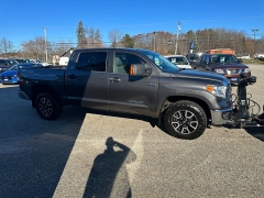 Used 2014  Toyota Tundra 4WD CrewMax SR5 5&period;7L at Headlight Motor Group near Lewiston&comma; ME