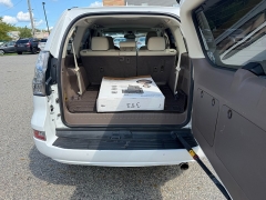Used 2015  Lexus GX 460 4WD 4dr at Headlight Motor Group near Lewiston&comma; ME