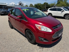 Used 2015  Ford C-MAX Hybrid 4d Hatchback SEL at Headlight Motor Group near Lewiston&comma; ME