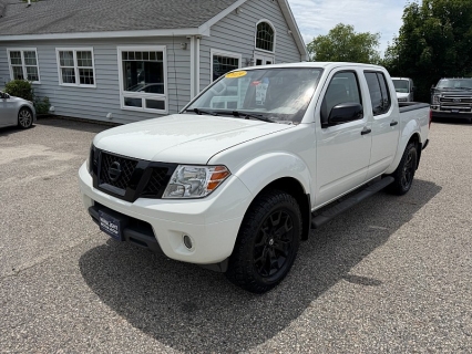 Used 2019 Nissan Frontier 4WD Crew Cab SV Auto at Headlight Motor Group near Lewiston, ME