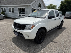 Used 2019  Nissan Frontier 4WD Crew Cab SV Auto at Headlight Motor Group near Lewiston&comma; ME