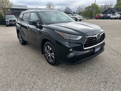 Used 2021 Toyota Highlander XLE AWD at Headlight Motor Group near Lewiston, ME